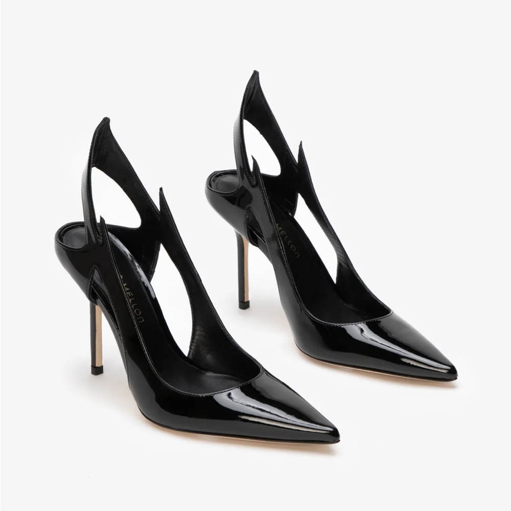 Sleek Black Slingback Heels with Pointed Toe